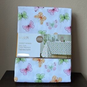 Colordrift New Tablecloth 60”x104” Butterflies Spring Colorful